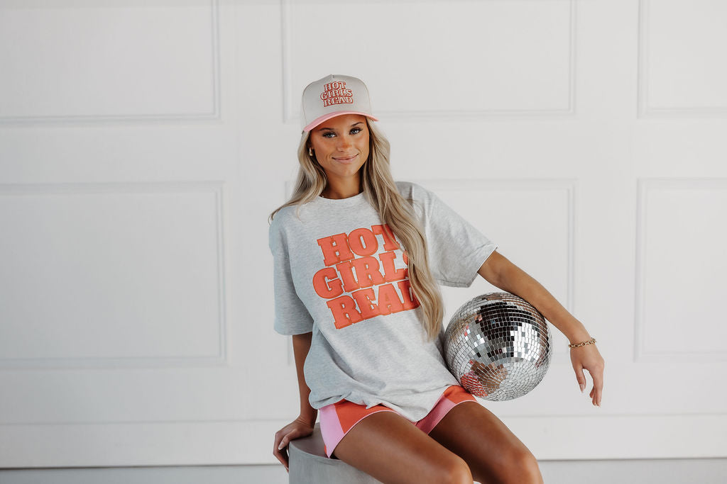 Hot Girls Read Graphic Tee