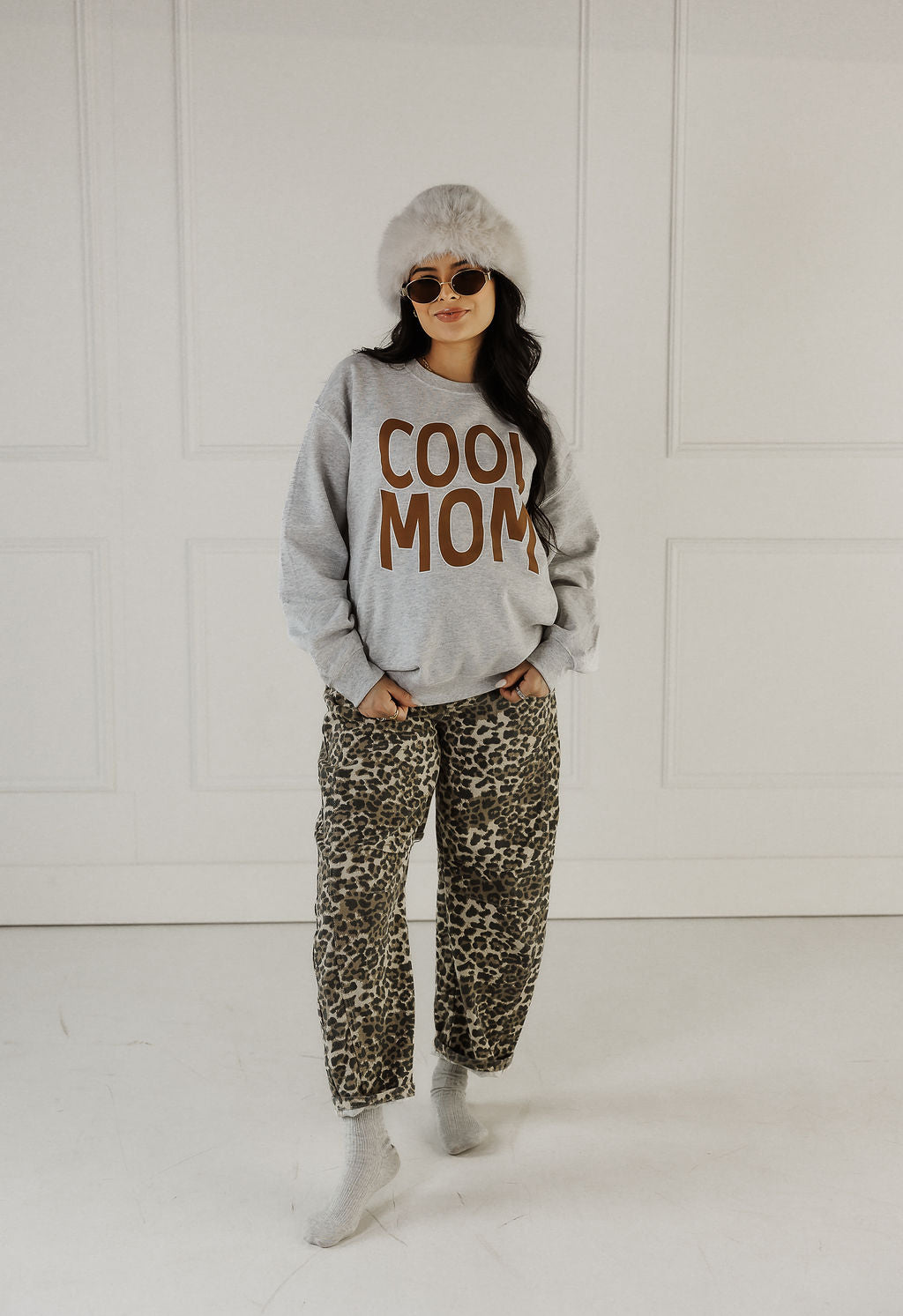 Cool Mom Sweatshirt (brown)