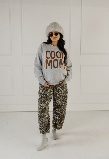 Cool Mom Sweatshirt (brown)
